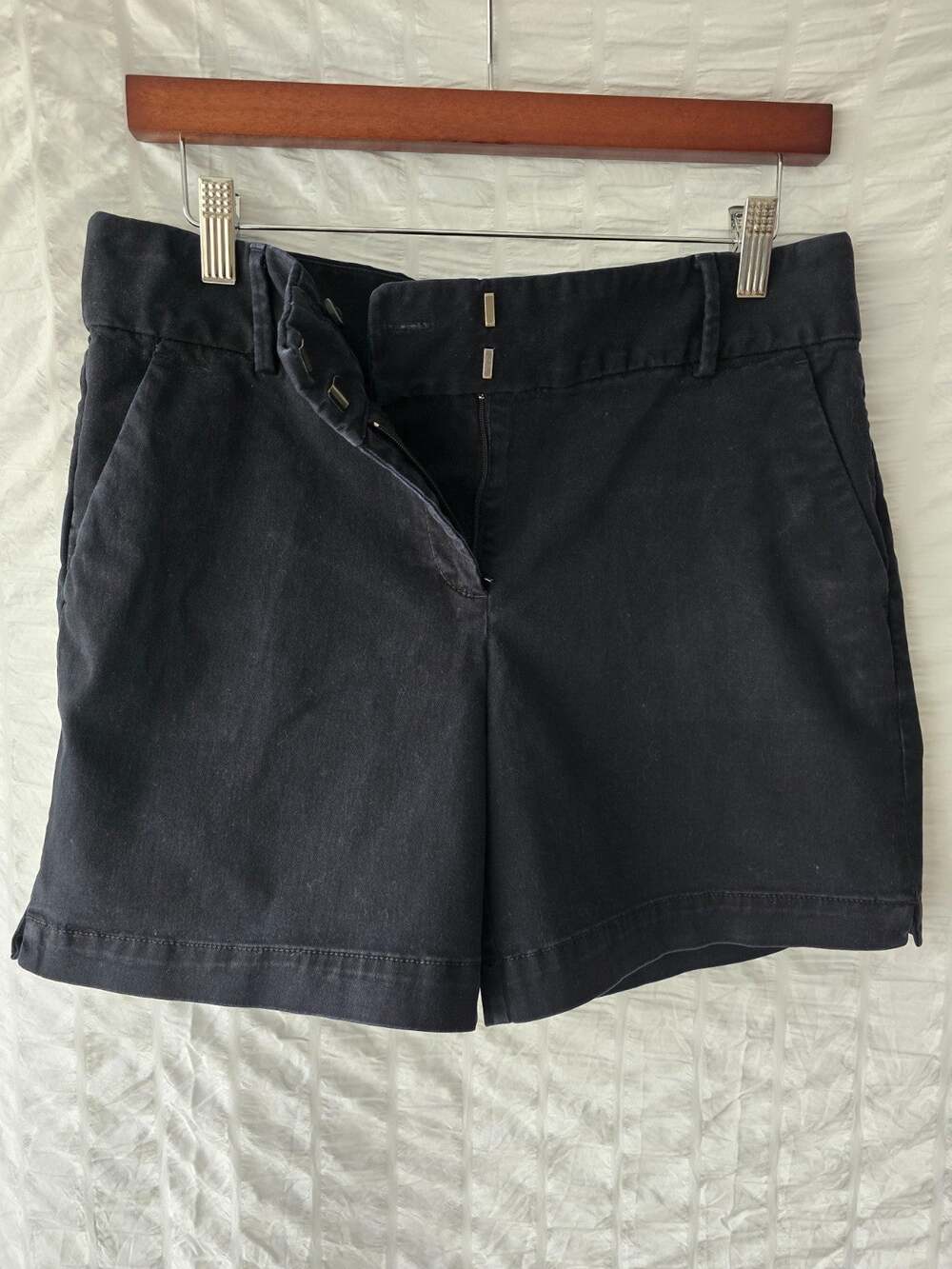 Ann Taylor Loft Riviera Shorts size 6